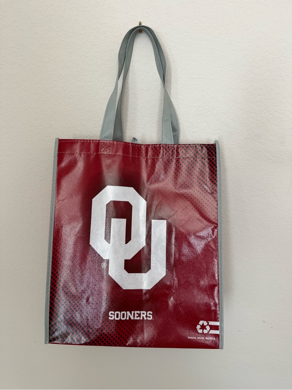 NWT Set of 2 Oklahoma Sooners Reusable Tote Bags Crimson & White - Picture 2 of 4
